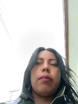 Snapshot of _andrea30 chatting on December 3, 11:19 am andrea30 online show from December 3, 11:19 am