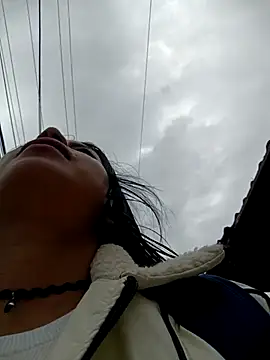 Snapshot of _andrea30 chatting on December 22, 11:51 am andrea30 online show from December 22, 11:51 am