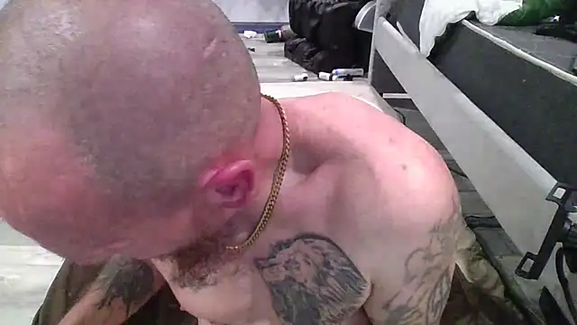 Snapshot of deepinnnnn chatting on February 25, 6:20 pm deepinnnnn online show from February 25, 6:20 pm