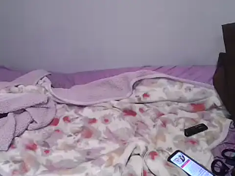 Snapshot of deepinnnnn chatting on March 7, 5:40 am deepinnnnn online show from March 7, 5:40 am