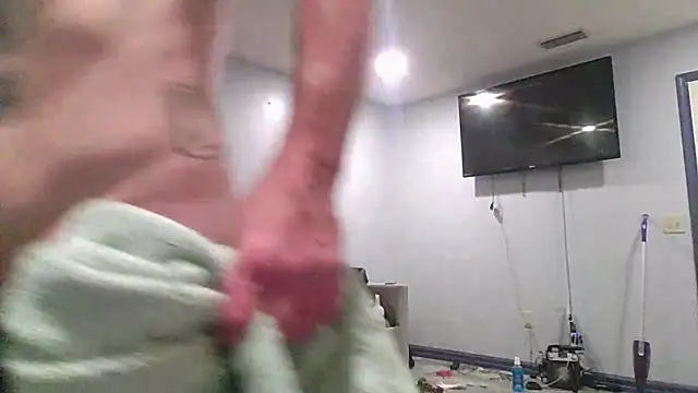 Snapshot of deepinnnnn chatting on March 15, 7:09 am deepinnnnn online show from March 15, 7:09 am