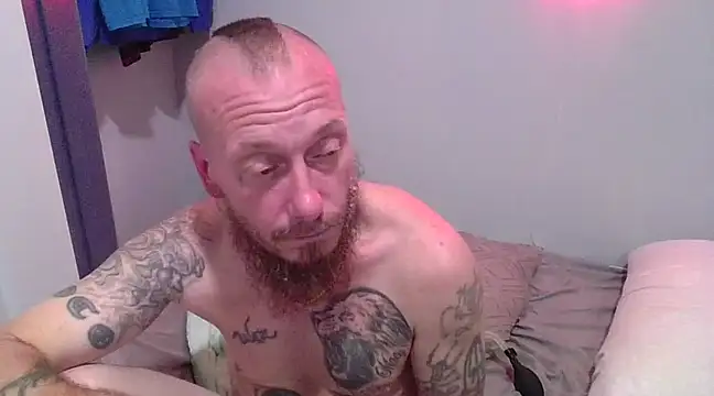 Snapshot of deepinnnnn chatting on March 16, 7:37 am deepinnnnn online show from March 16, 7:37 am