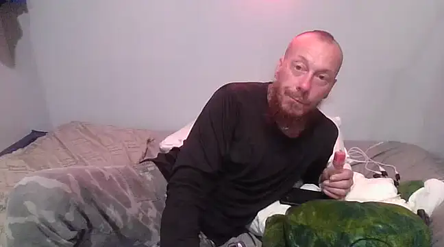 Snapshot of deepinnnnn chatting on March 18, 11:31 pm deepinnnnn online show from March 18, 11:31 pm