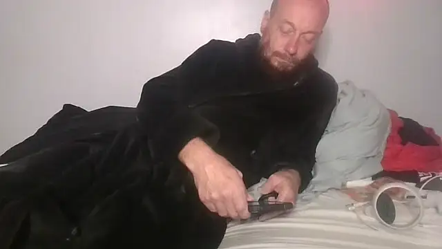 Snapshot of deepinnnnn chatting on October 10, 4:55 am deepinnnnn online show from October 10, 4:55 am