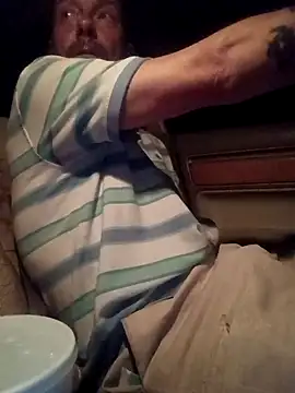 Snapshot of deepinnnnn chatting on October 15, 4:45 am deepinnnnn online show from October 15, 4:45 am