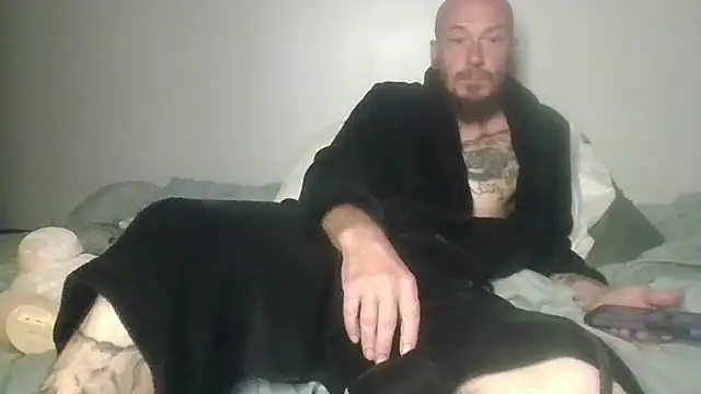 Snapshot of deepinnnnn chatting on October 17, 7:44 am deepinnnnn online show from October 17, 7:44 am