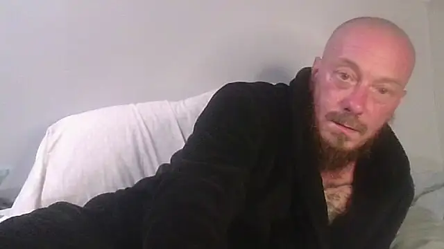 Snapshot of deepinnnnn chatting on October 19, 5:41 am deepinnnnn online show from October 19, 5:41 am