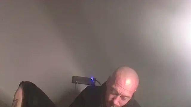 Snapshot of deepinnnnn chatting on October 22, 3:51 am deepinnnnn online show from October 22, 3:51 am