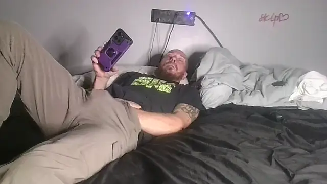 Snapshot of deepinnnnn chatting on October 31, 9:16 pm deepinnnnn online show from October 31, 9:16 pm