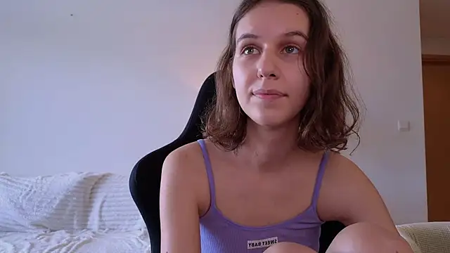 VanessaBayer2 online show from January 5, 5:20 am