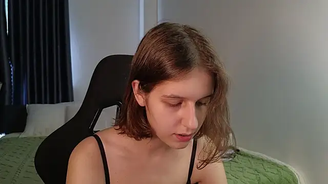 VanessaBayer2 online show from September 20, 5:52 am