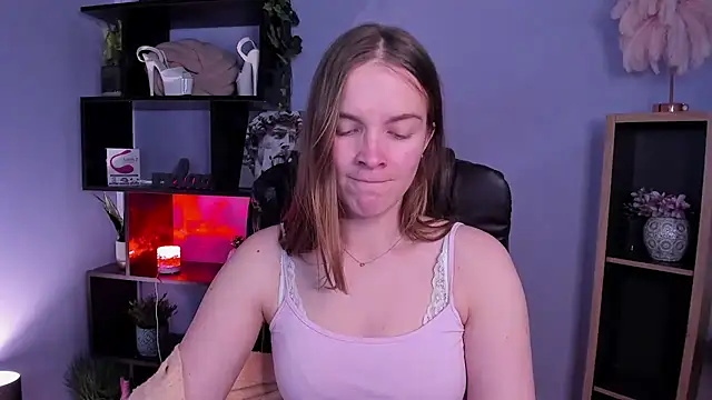 kenzie x online show from December 9, 11:04 am