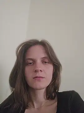 Snapshot of EllieDay chatting on June 14, 3:14 pm EllieDay online show from June 14, 3:14 pm