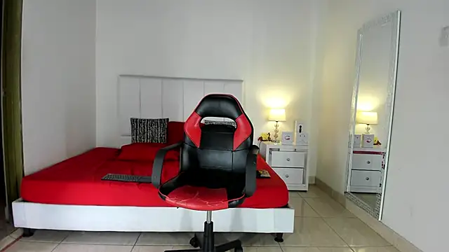 MarilynDavies online show from January 11, 9:57 pm