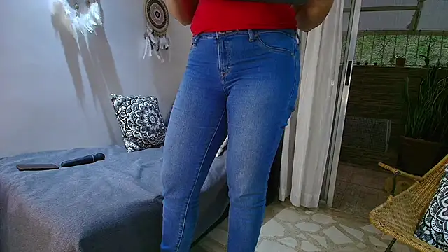 MarilynDavies online show from March 20, 4:09 pm