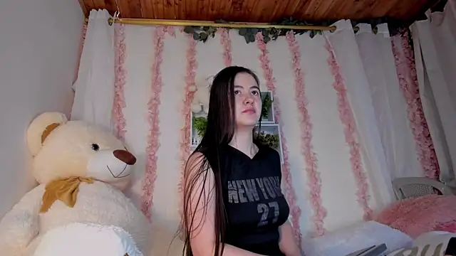 Snapshot of Idara_and_Edahi01 chatting on September 28, 2:11 pm Idara and Edahi01 online show from September 28, 2:11 pm