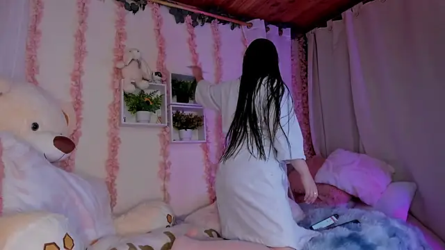 Snapshot of Idara_and_Edahi01 chatting on October 5, 2:48 pm Idara and Edahi01 online show from October 5, 2:48 pm