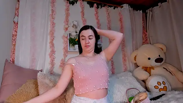 Snapshot of Idara_and_Edahi01 chatting on November 7, 8:31 pm Idara and Edahi01 online show from November 7, 8:31 pm