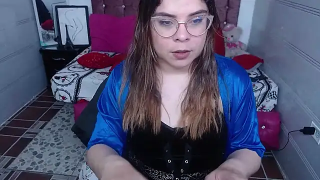 EmmaCoxx online show from February 13, 3:07 am