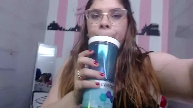 EmmaCoxx online show from February 13, 7:35 am