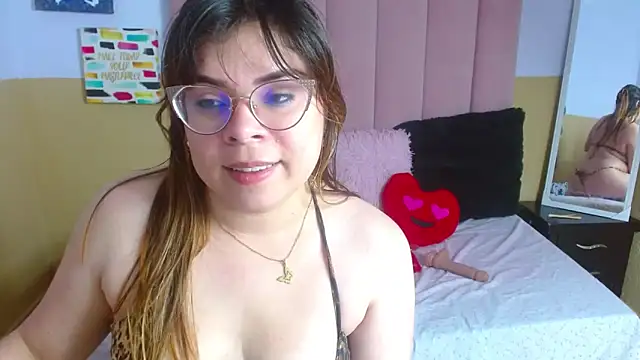 EmmaCoxx online show from February 24, 3:12 am