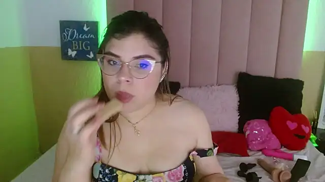 EmmaCoxx online show from March 4, 2:27 am