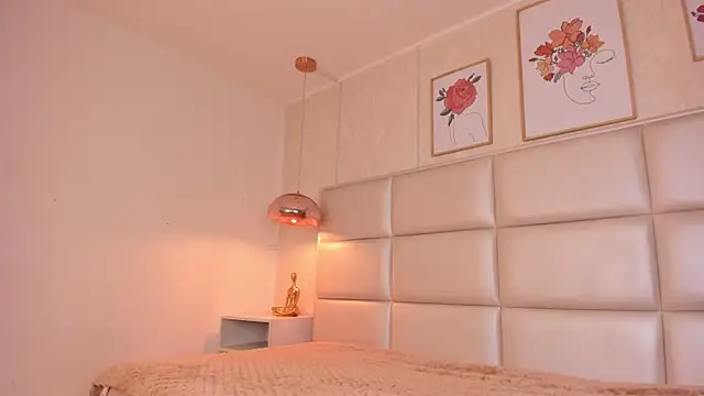 Snapshot of Aily_Yozuko chatting on September 9, 2:33 am Aily Yozuko online show from September 9, 2:33 am