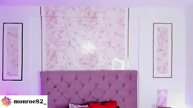 Snapshot of GENNESIS_LOVE chatting on February 1, 5:06 am GENNESIS LOVE online show from February 1, 5:06 am