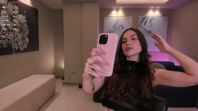 Snapshot of MarianneLane chatting on February 22, 11:58 pm MarianneLane online show from February 22, 11:58 pm