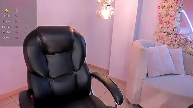 Snapshot of MarianneLane chatting on March 23, 8:24 pm MarianneLane online show from March 23, 8:24 pm