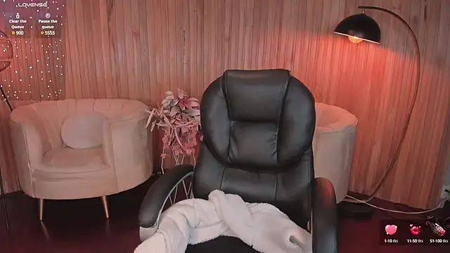 CarolineGraceX online show from March 12, 10:59 am