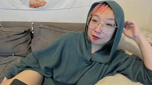 luxgray online show from December 21, 2:19 am