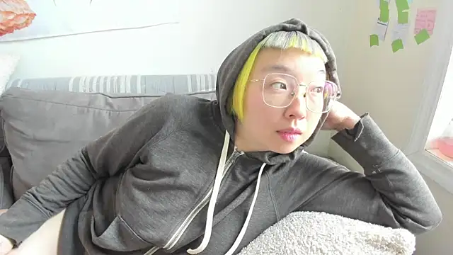 luxgray online show from March 8, 6:01 pm