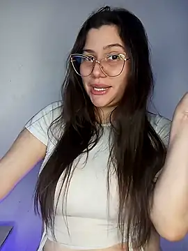 ariana d20 online show from December 31, 8:15 am