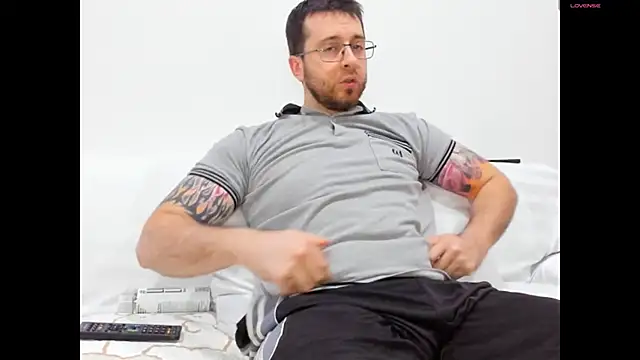 JayXCee Official online show from January 2, 3:19 pm