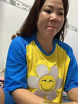 Baby-bigtits online show from February 12, 12:05 am