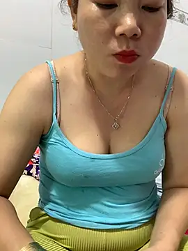 Baby-bigtits online show from February 13, 6:52 am