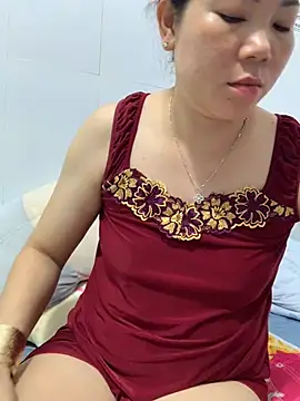 Baby-bigtits online show from February 20, 11:32 pm