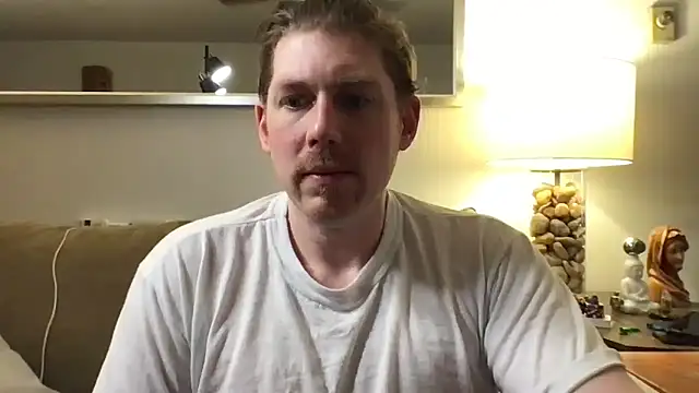Snapshot of Rock_Pierce chatting on April 18, 7:07 pm Rock Pierce online show from April 18, 7:07 pm