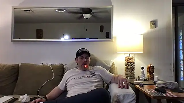 Snapshot of Rock_Pierce chatting on April 23, 7:05 pm Rock Pierce online show from April 23, 7:05 pm