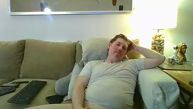 Snapshot of Rock_Pierce chatting on May 23, 5:12 am Rock Pierce online show from May 23, 5:12 am