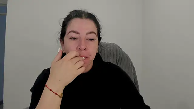 Snapshot of Im_coco chatting on November 6, 12:39 pm Im coco online show from November 6, 12:39 pm