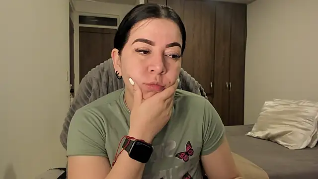 Snapshot of Im_coco chatting on December 16, 11:15 am Im coco online show from December 16, 11:15 am