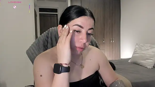 Snapshot of Im_coco chatting on December 16, 11:43 pm Im coco online show from December 16, 11:43 pm