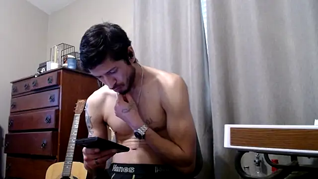 Snapshot of psil0cyb0rg chatting on December 4, 12:20 am psil0cyb0rg online show from December 4, 12:20 am