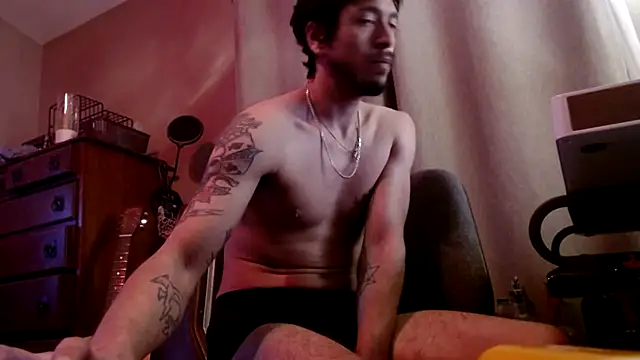 Snapshot of psil0cyb0rg chatting on December 15, 11:36 am psil0cyb0rg online show from December 15, 11:36 am