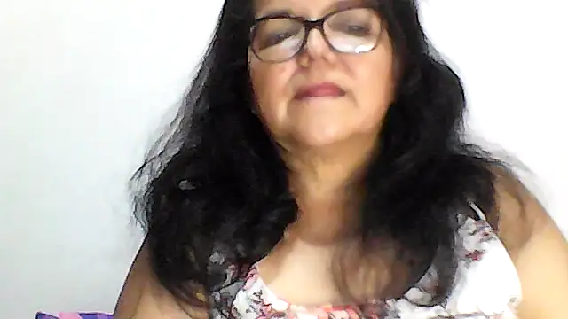 kassandra02 online show from December 13, 9:53 pm