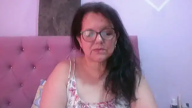 kassandra02 online show from June 26, 3:27 pm