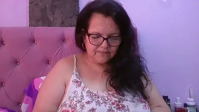 kassandra02 online show from July 13, 1:36 pm