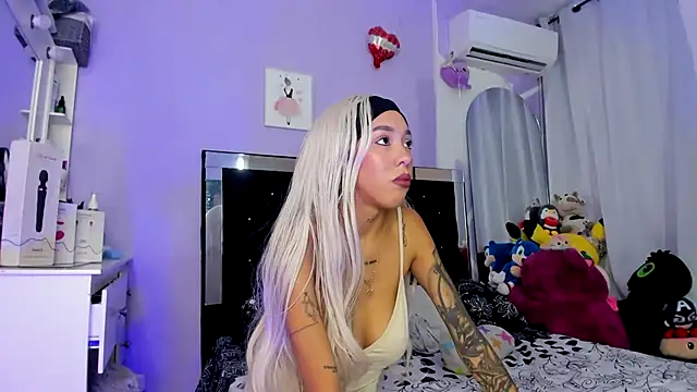 Laizasamantha2 online show from June 25, 2:54 pm